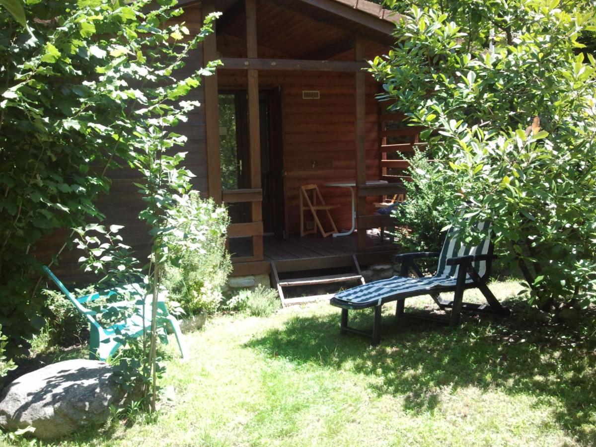 Les chalets Quazemi à Casteil Exterior foto