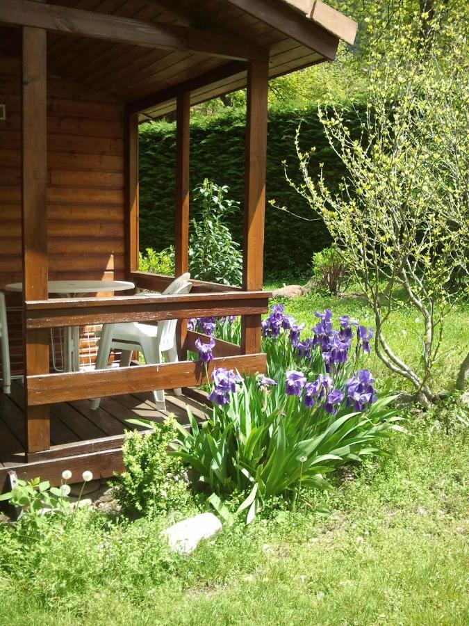 Les chalets Quazemi à Casteil Exterior foto